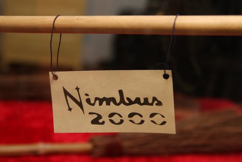 декор метлы Потера